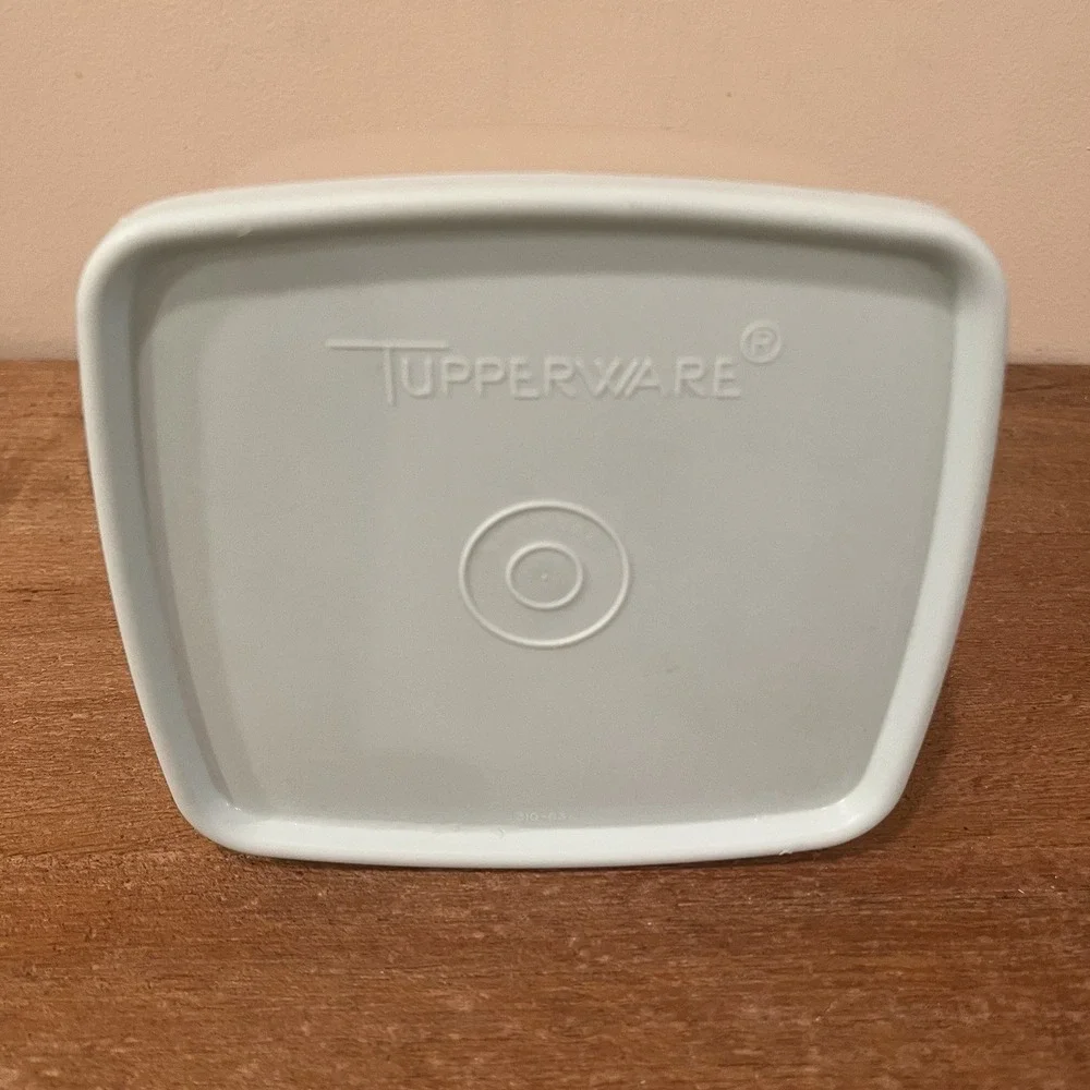 VTG Tupperware Sheer Freezer Storage Containers Mint Lids Made in USA Lot of‎ 2